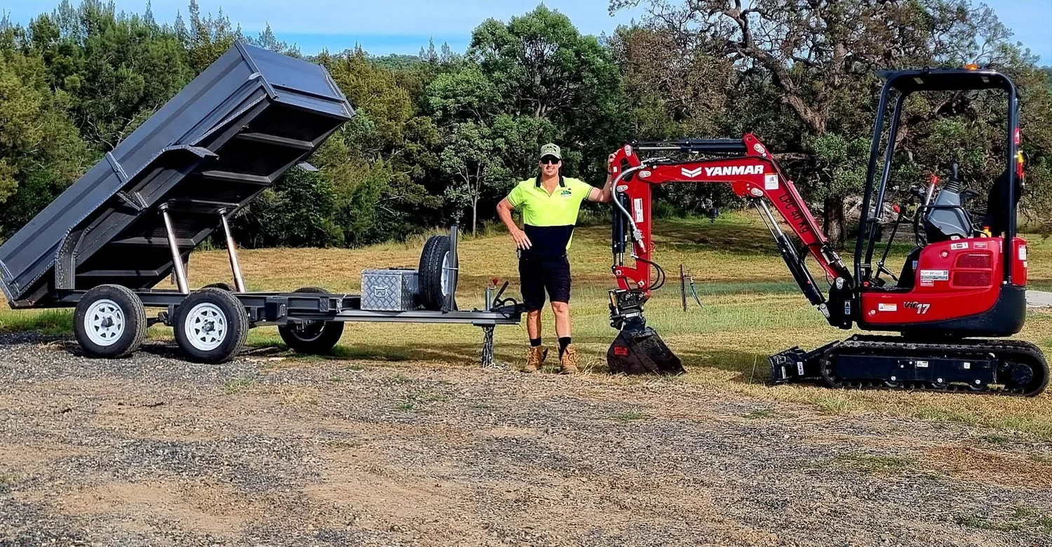 Greenys Earthworks machine working a site near Warwick QLD